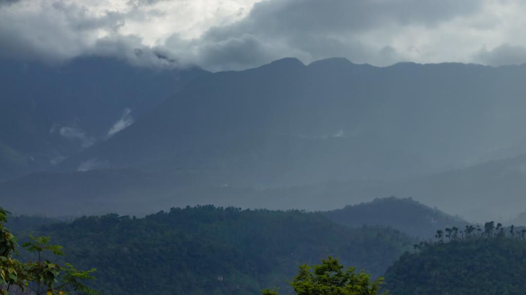 Homestay Namaha Meppadi Bagian luar foto